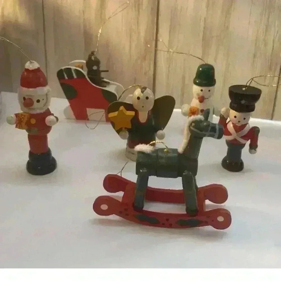 Vintage wooden mini Christmas ornaments lot of more than 30 - Picture 1 of 3